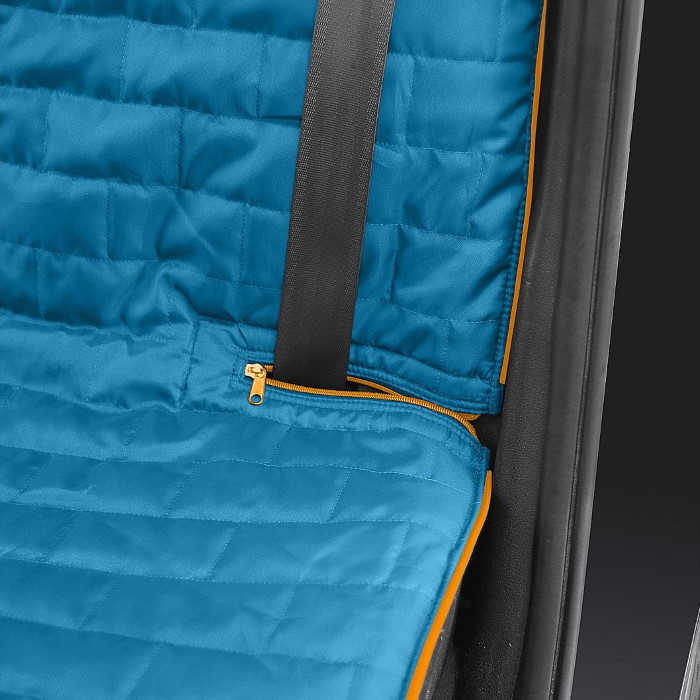 Kurgo Loft Bench Seat Cover for Dogs_Zippered seatbelt slots